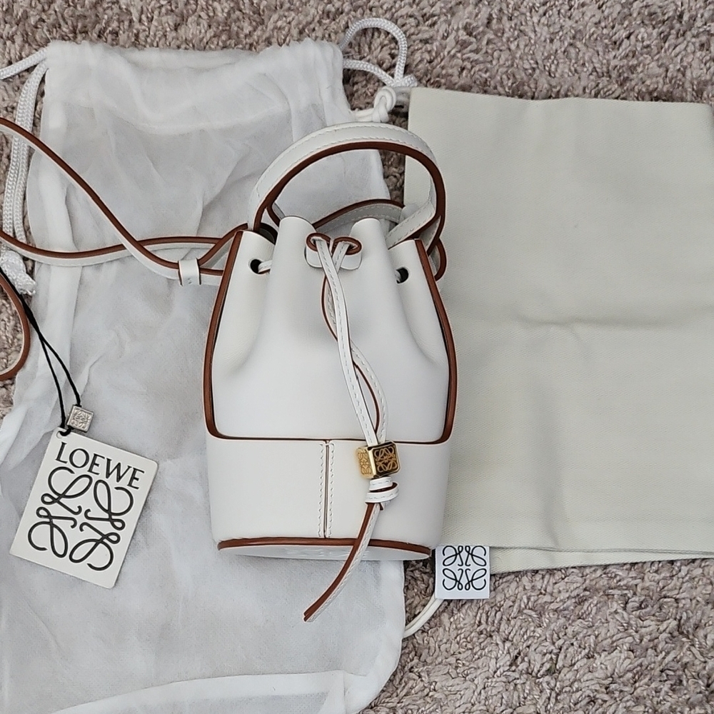 Loewe Nano Balloon Bag